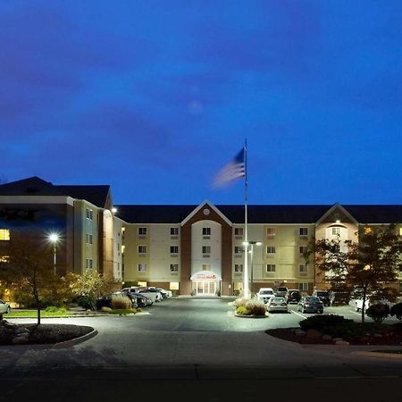 Sonesta Simply Suites Cleveland North Olmsted Airport Eksteriør billede