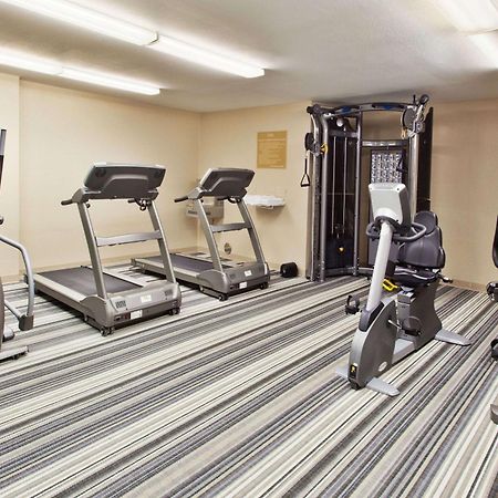 Sonesta Simply Suites Cleveland North Olmsted Airport Eksteriør billede