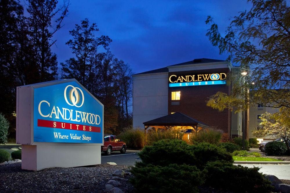 Sonesta Simply Suites Cleveland North Olmsted Airport Eksteriør billede