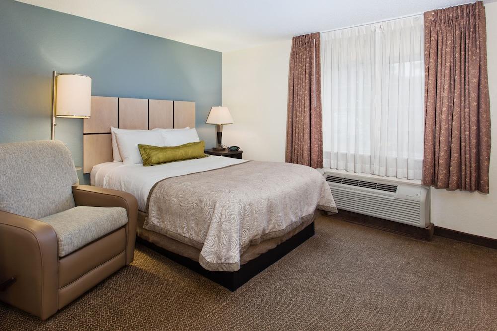 Sonesta Simply Suites Cleveland North Olmsted Airport Eksteriør billede