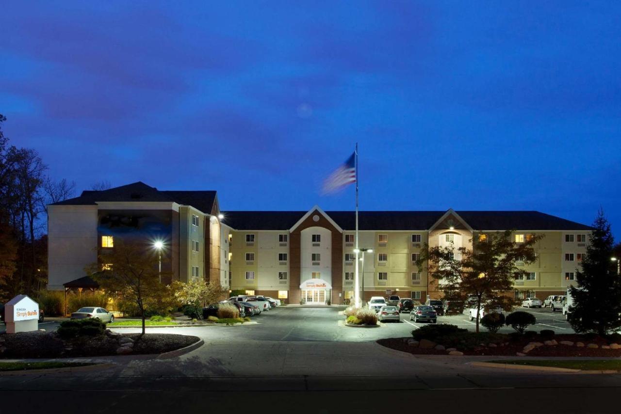 Sonesta Simply Suites Cleveland North Olmsted Airport Eksteriør billede