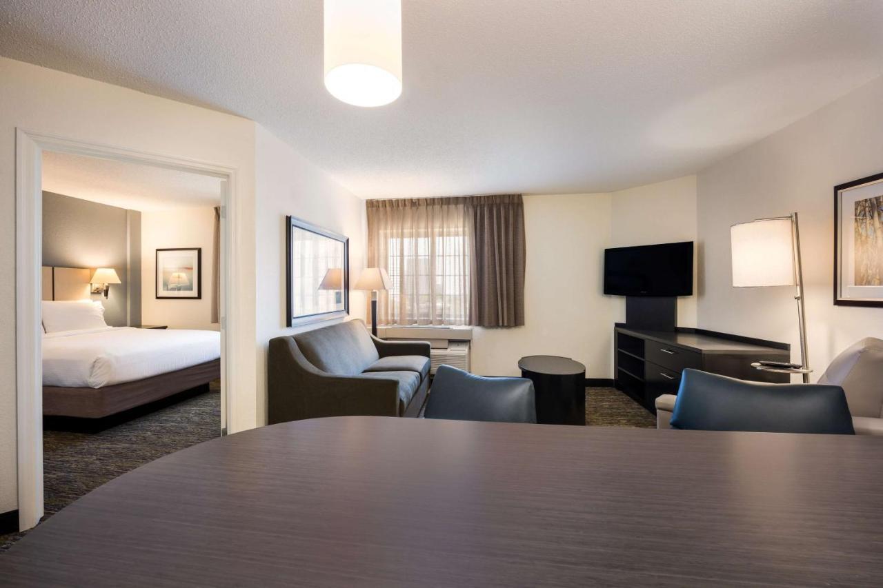 Sonesta Simply Suites Cleveland North Olmsted Airport Eksteriør billede