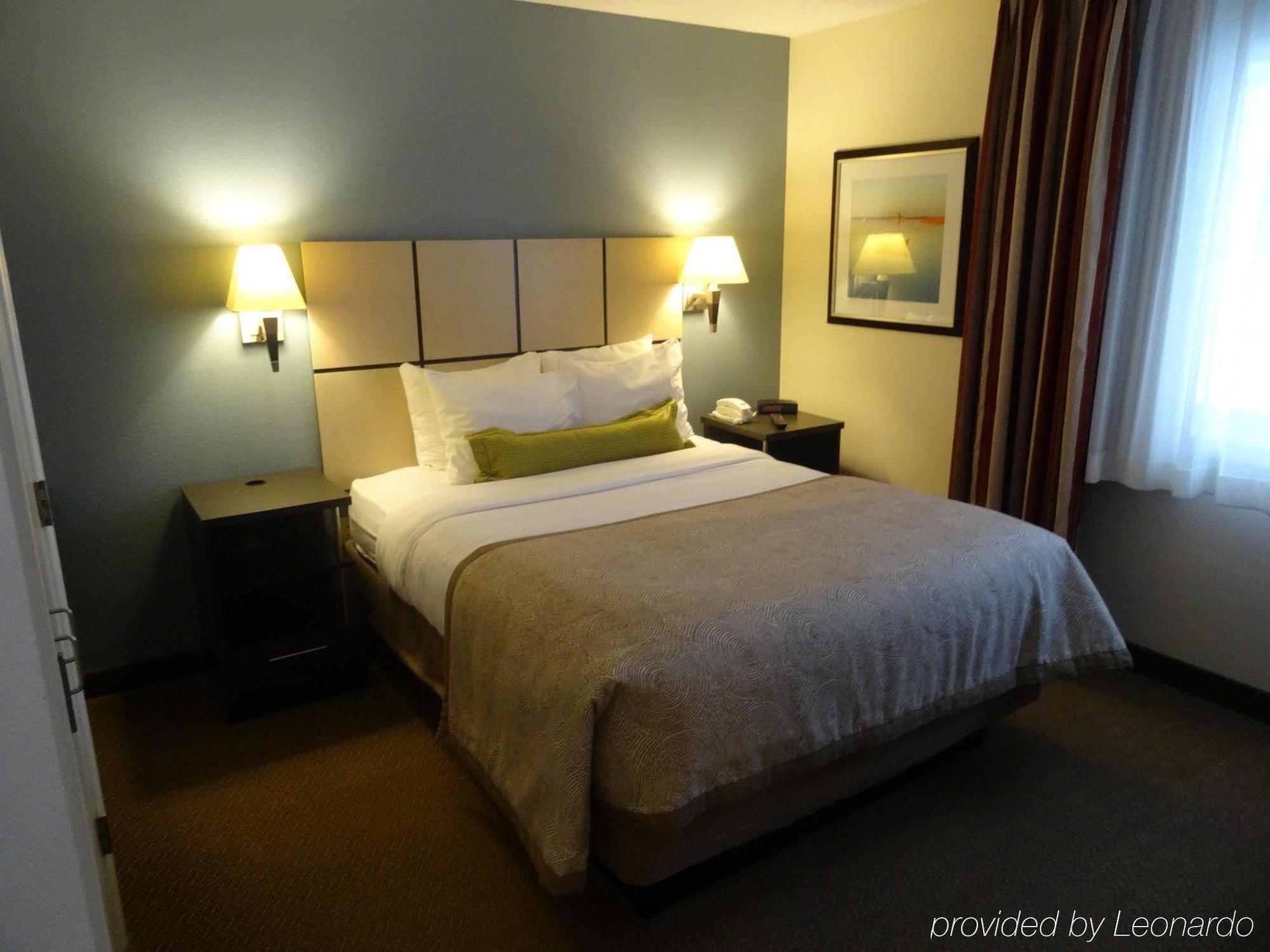 Sonesta Simply Suites Cleveland North Olmsted Airport Eksteriør billede