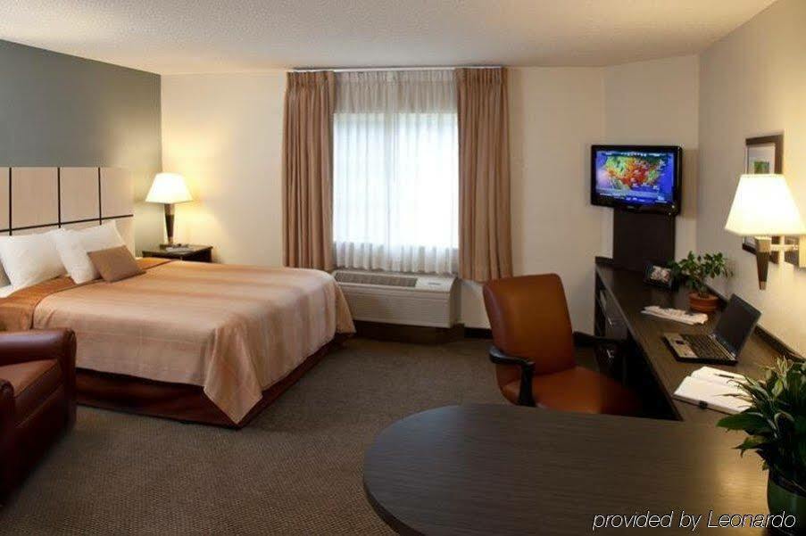 Sonesta Simply Suites Cleveland North Olmsted Airport Eksteriør billede