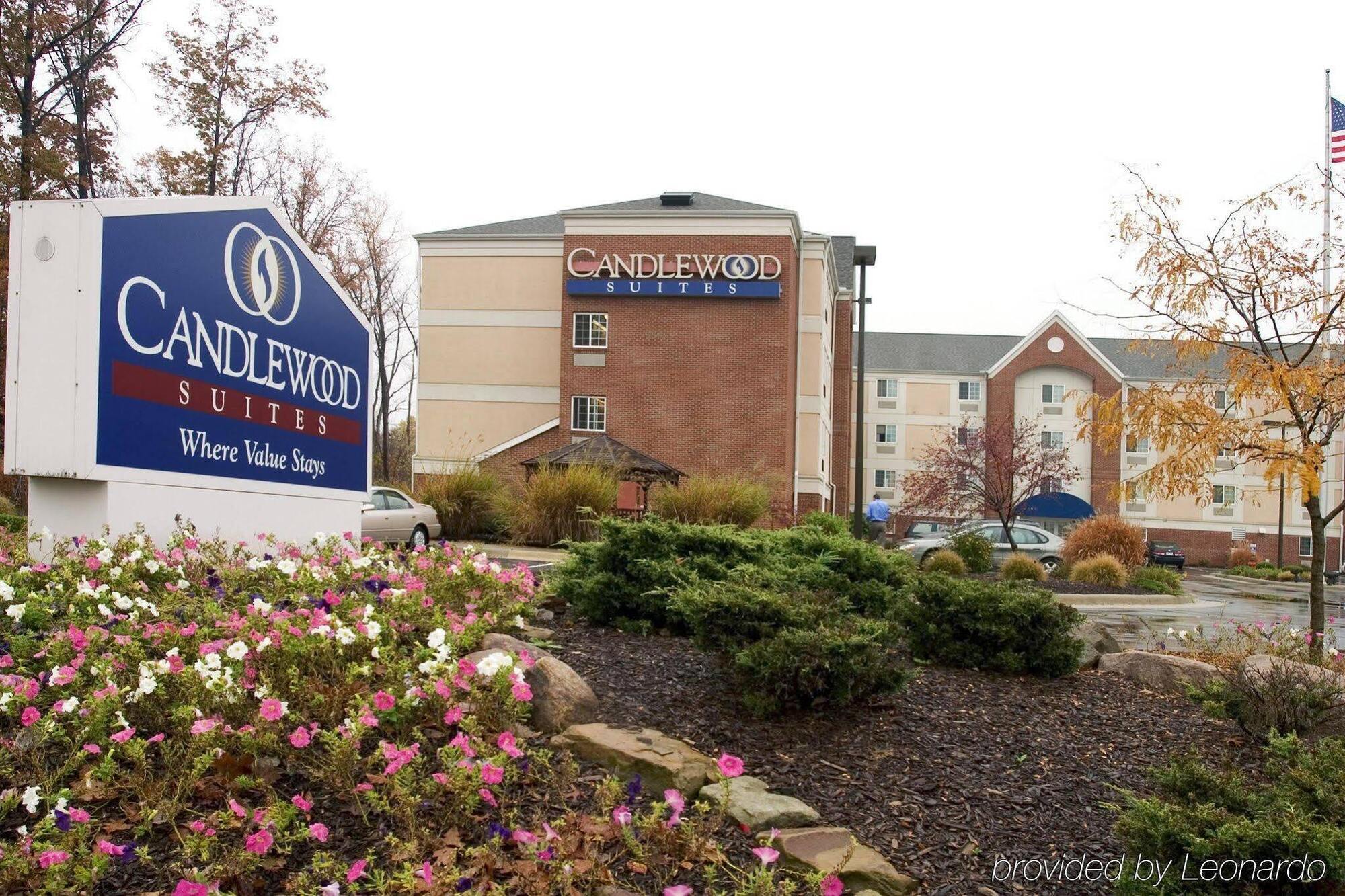 Sonesta Simply Suites Cleveland North Olmsted Airport Eksteriør billede